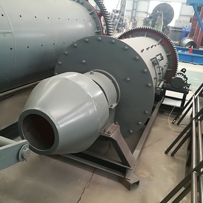 0.5-83t/h 生産容量 金鉱石銅とセメントの採掘のためのボールローリング磨削工場